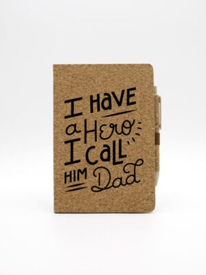 Bloco de Cortiça A5 "Hero Call Dad"